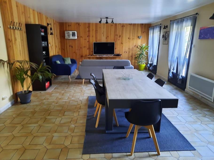 Appartement Tout Confort , Centre 卢登维耶尔 外观 照片